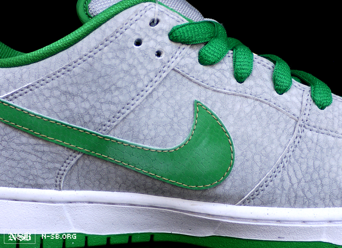 Nike Sb Dunk Low Medusa 05