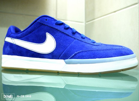 Nike SB FC x FP