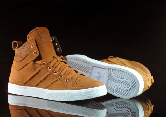 Adidas Top Court Casual Braun B4