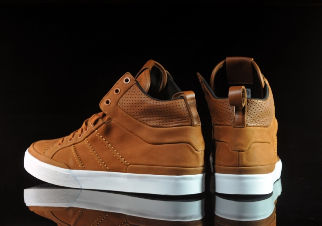 Adidas Top Court Casual Braun B5