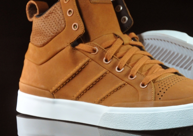 Adidas Top Court Casual Braun B6