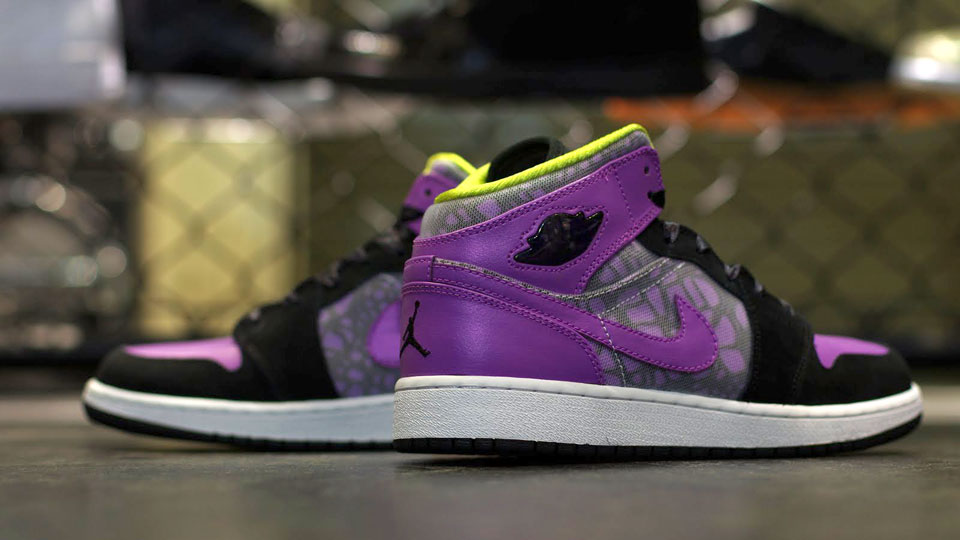 Air Jordan 1 Phat Gs Black Violet Pop Cyber 1