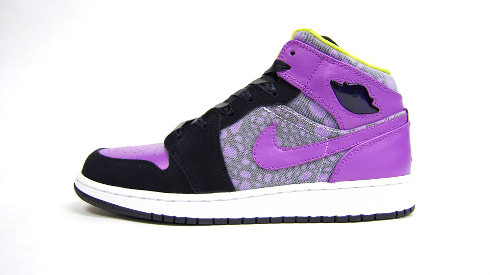Air Jordan 1 Phat Gs Black Violet Pop Cyber 3