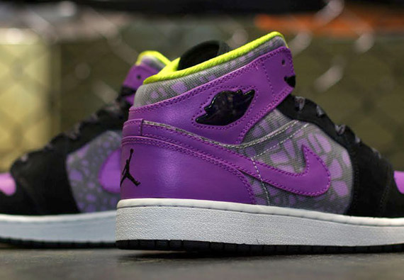 Air Jordan 1 Phat Gs Black Violet Pop Cyber New Images