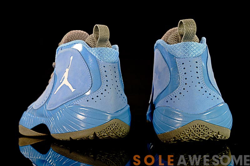 Air Jordan 2012 Unc 6
