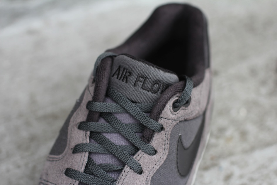 Nike Air Flow Anthracite Black Summit White 1