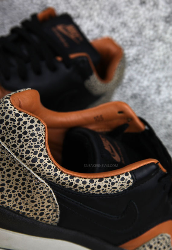 Nike Air Safari 87 25th Anniversary 10