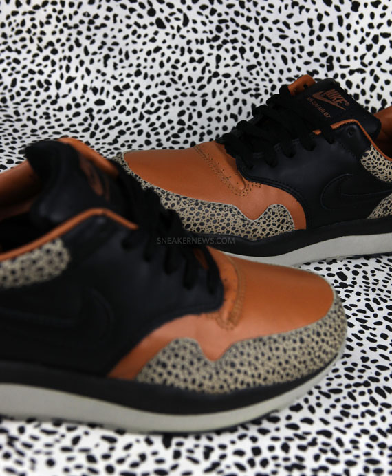 Nike Air Safari 87 25th Anniversary 11
