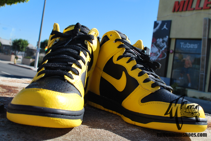 Nike Dunk High February 2012 Varsity Maize White Black 1