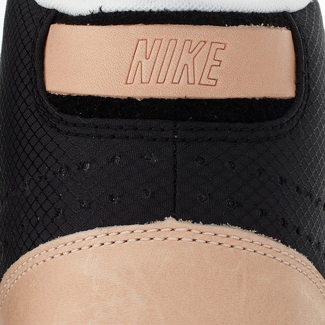 Nike Hachi Textile 06