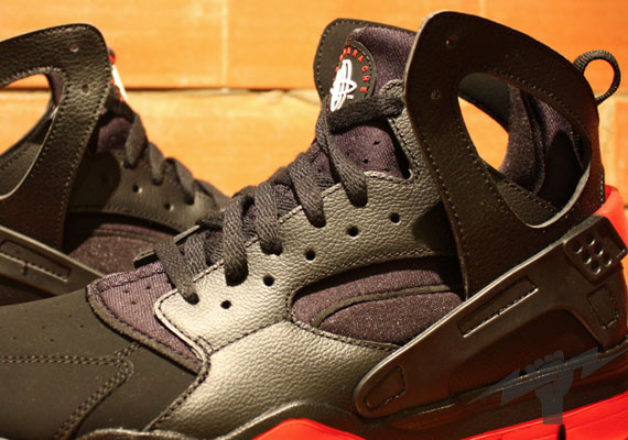 Nike Huarache Free Basketball 2012 – Black – Sport Red