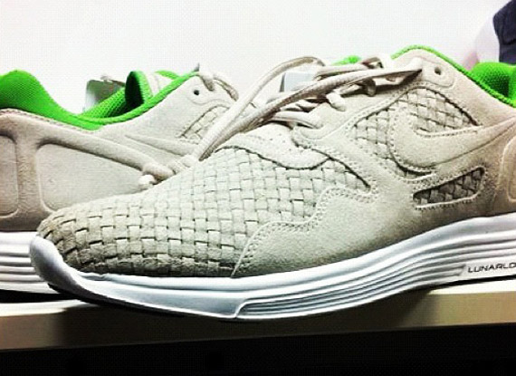 Nike Lunar Flow Woven Birch Green Apple 1