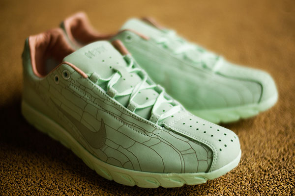 Nike Mayfly – Fresh Mint + Black | Available