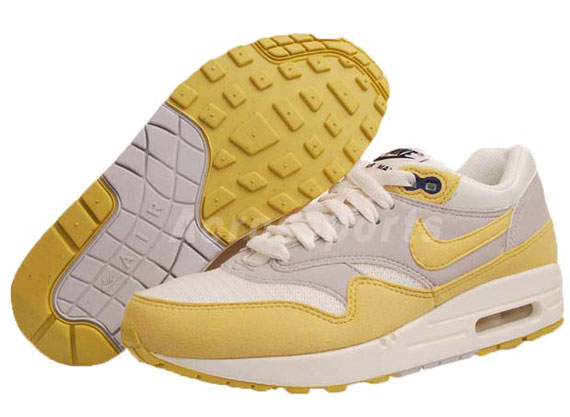 Nike Wmns Air Max 1 Sail Celery Neutral Grey Loyal Blue 3