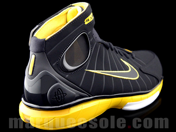 Nike Zoom Huarache 2k4 Black Varsity Maize 6
