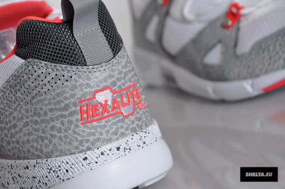 Reebok Ventilator HLS – White – Cement – Cherry
