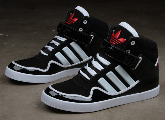 Adidas Originals Ar 2.0 Chicago 7