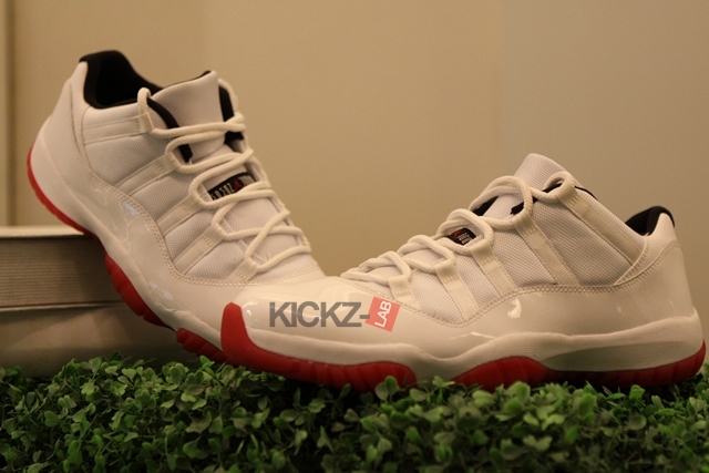 Air Jordan Xi Low White Black Varsity Red Detailed Images 03