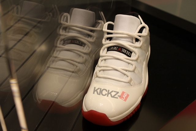 Air Jordan Xi Low White Black Varsity Red Detailed Images 19