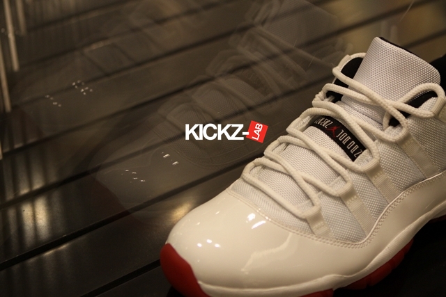 Air Jordan Xi Low White Black Varsity Red Detailed Images 22