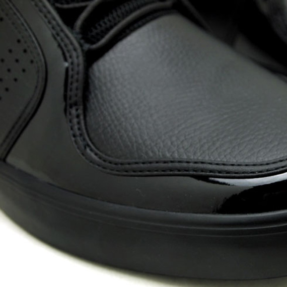 Chapter Vanquish Adidas Originals Adi Rise 042
