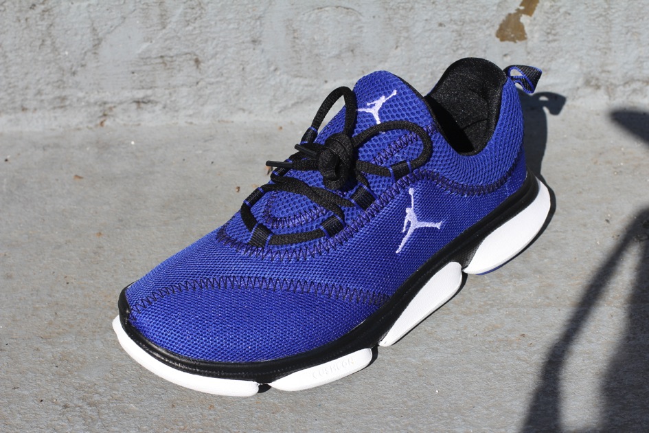 Jordan Rcvr Old Royal White Black 3