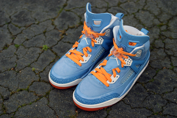 Jordan Spizike University Blue Italy Blue Vivid Orange 3