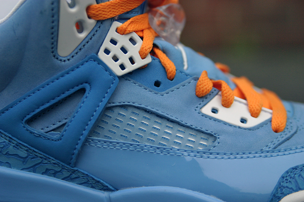 Jordan Spizike University Blue Italy Blue Vivid Orange 8