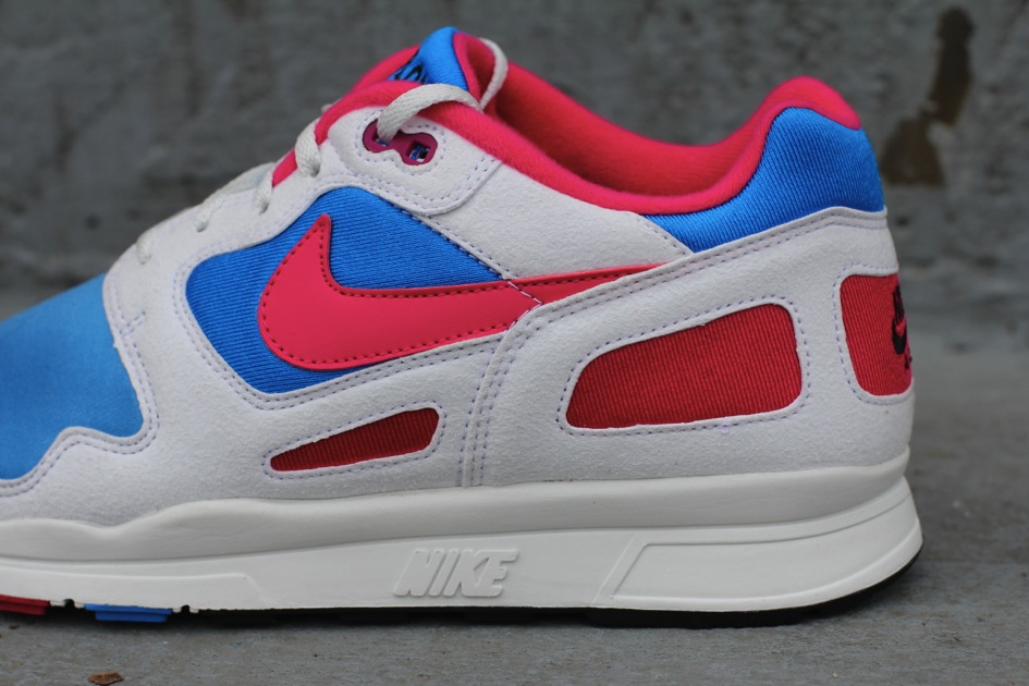 Nike Air Flow - Photo Blue - Voltage Cherry | Available