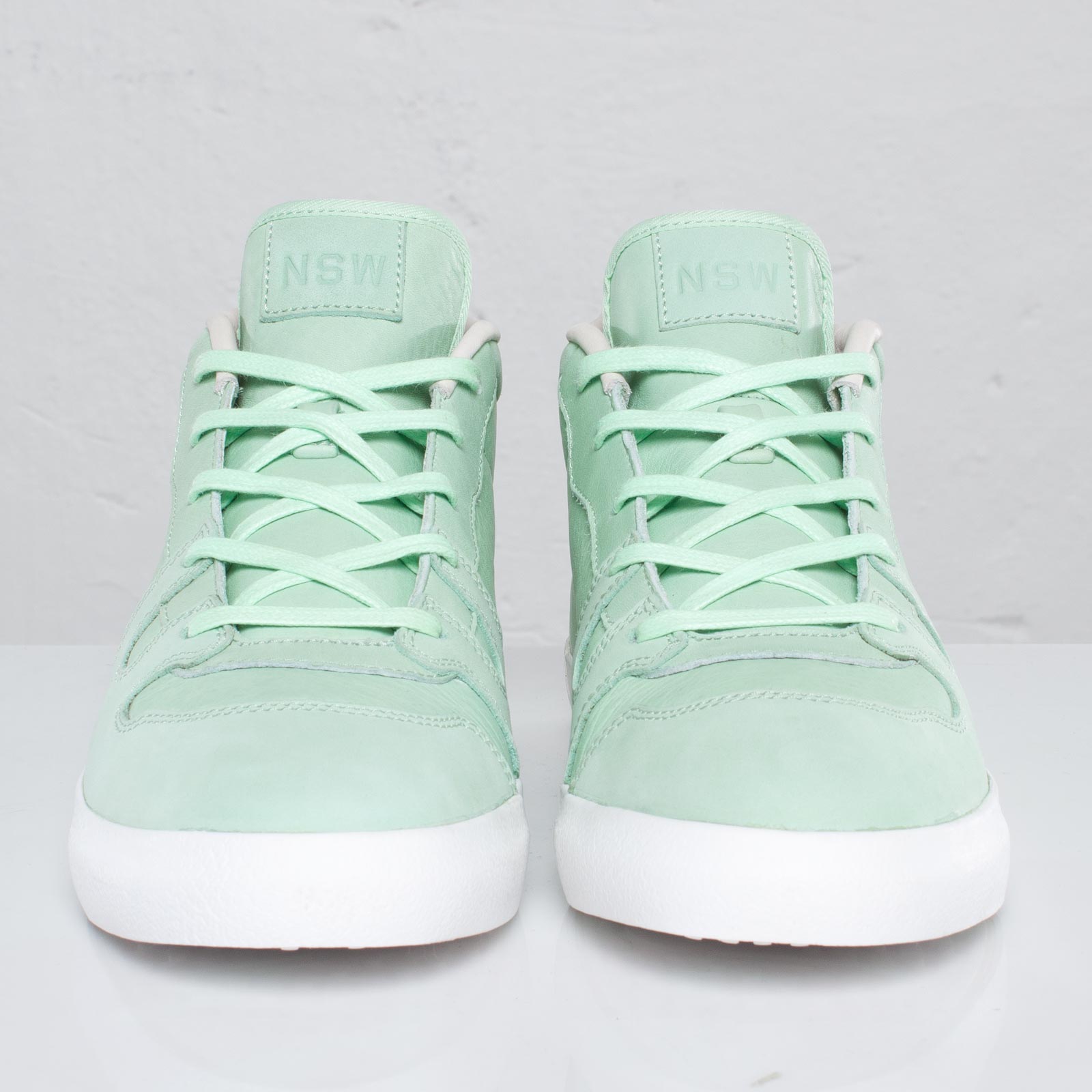 Nike Manor Premium Nsw Fresh Mint Summit White 3