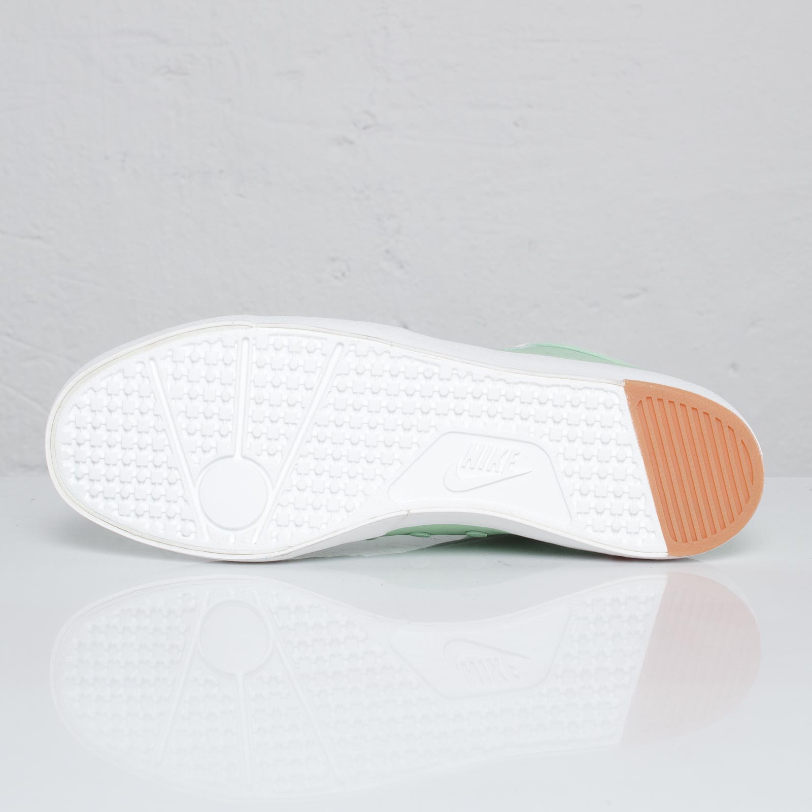 Nike Manor Premium Nsw Fresh Mint Summit White 5