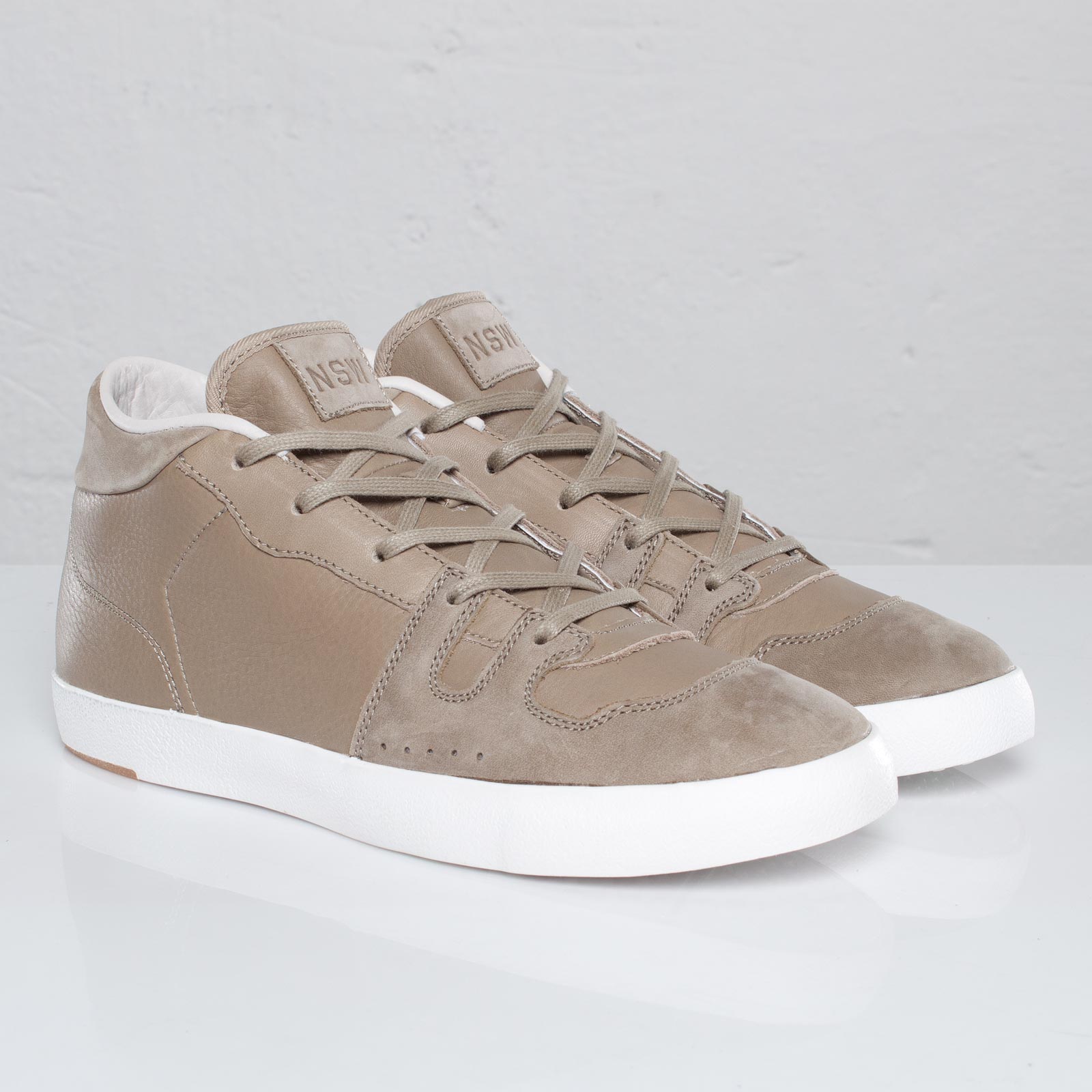 Nike Manor Premium Nsw Khaki Summit White 2