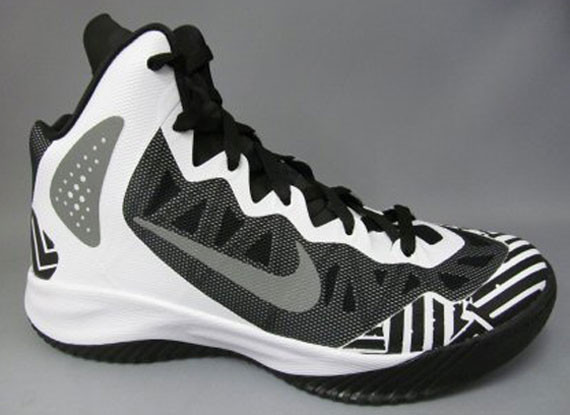 Nike Zoom Hyperenforcer Black White Stripes 1