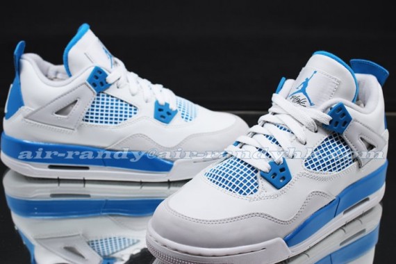 Air Jordan IV Retro GS 'Military Blue'