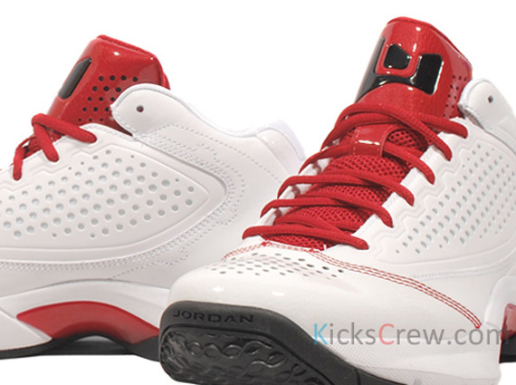 Jordan Wade D'Reign - White - Black - Varsity Red