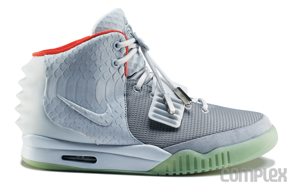 Nike Air Yeezy 2 New Images Design Sketches 01