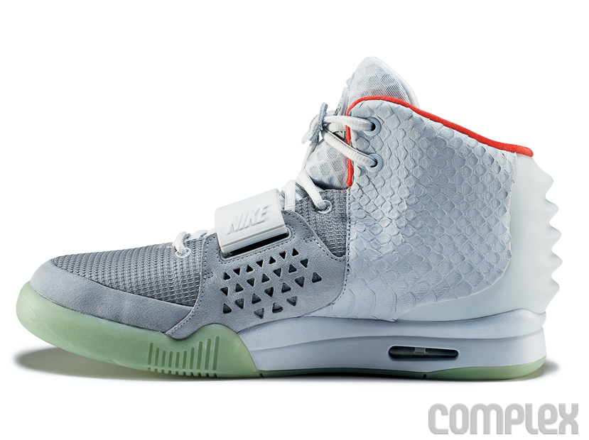 Nike Air Yeezy 2 New Images Design Sketches 02
