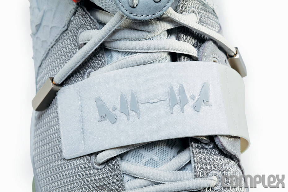 Nike Air Yeezy 2 New Images Design Sketches 04