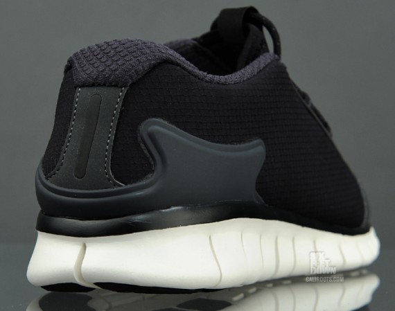 Nike Footscape Free Quickstrike - Black - Sail | Available