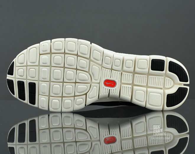 Nike Footscape Free Quickstrike Black Sail 9