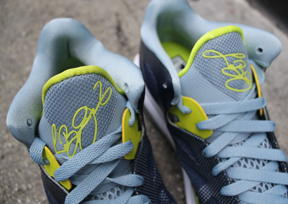 Nike Lebron 9 Low Cyber