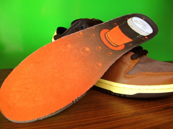 Nike SB Dunk Low Premium QS 'Black and Tan' - Available
