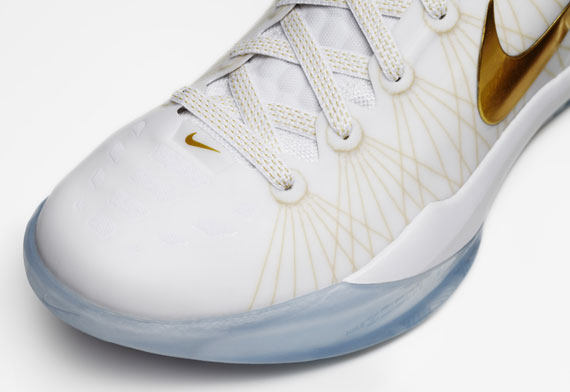 Nike Zoom Hyperdunk 2011 Elite Home 3