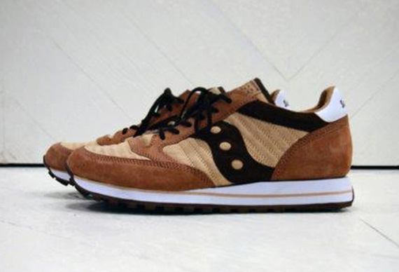 White Mountaineering X Saucony Jazz O 3