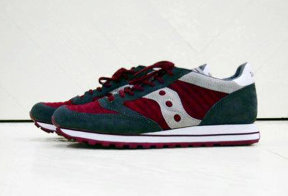 White Mountaineering X Saucony Jazz O 4