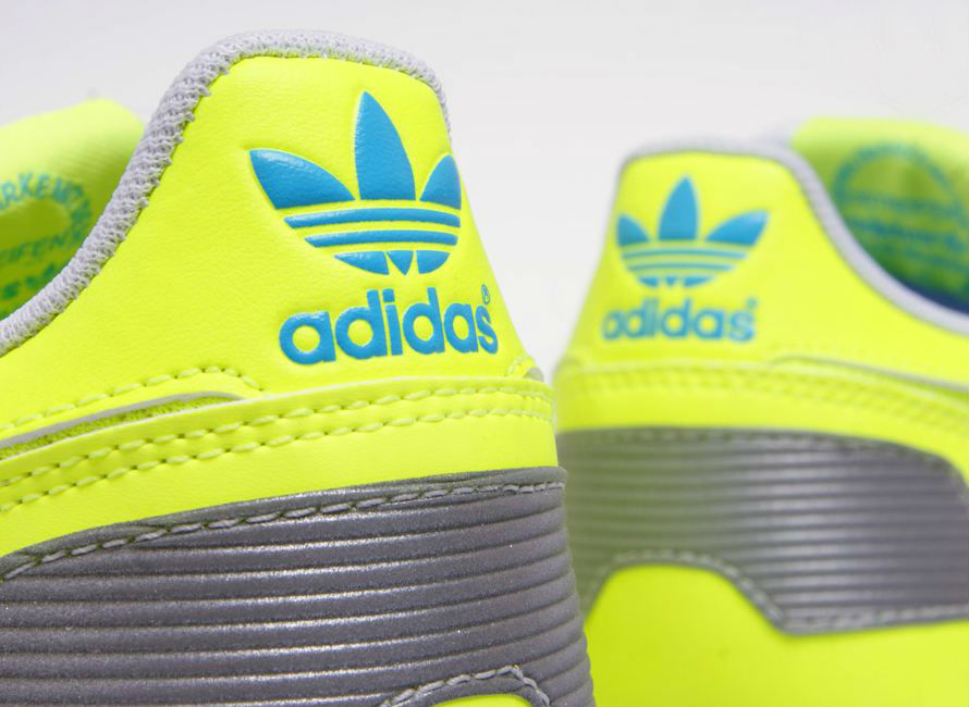 Adidas Originals Zx 700 Fluorescent 1