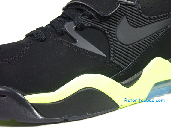 Nike Air Force 180 - Black - Volt