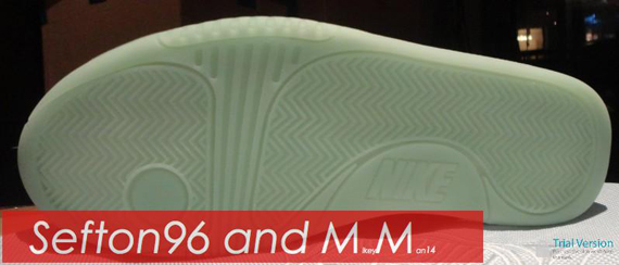 Air Yeezy 2 Platinum 4