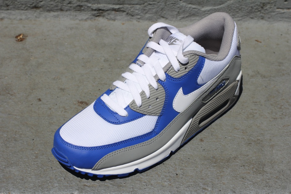 Nike Air Max 90 Medium Grey Varsity Royal White 3