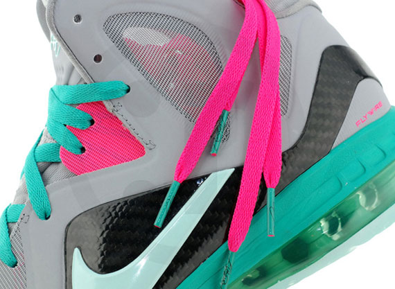Nike LeBron 9 PS Elite 'South Beach' - New Photos